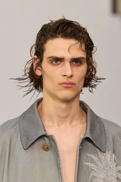 Look 95